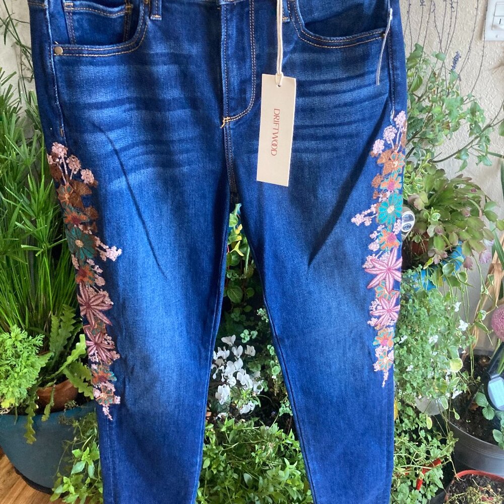 NEW Driftwood Jackie embroidered jeans size 26 dark wash 266 4J2 - Picture 3 of 9